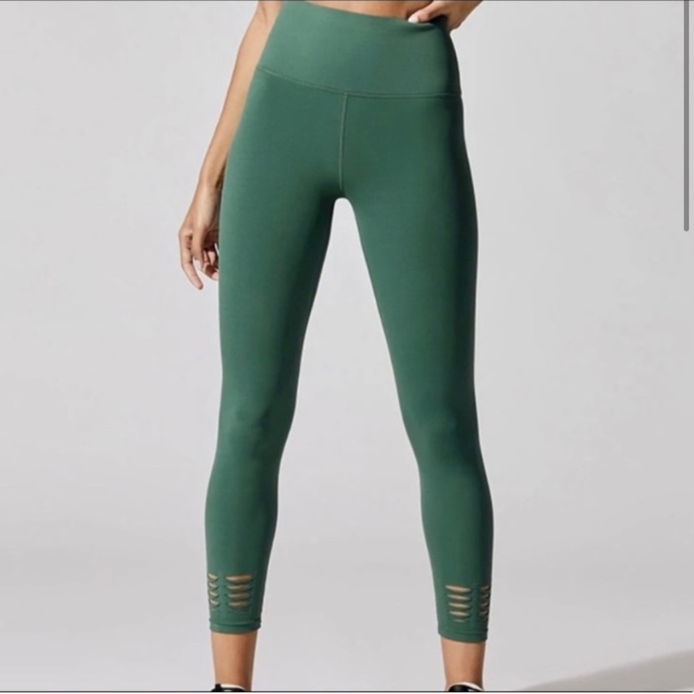 Carbon38 7/8 Legging With Slit And Twist Hem In Evergreen